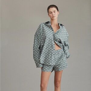 Acacia Set Willa Top (M/L) & Molly Shorts (M)